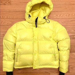 TNA by Aritzia Super Puff  Size XS